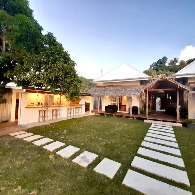 Bungalow Tiarii, Avec Acces Direct A Une Plage Privee Tevaitoa Esterno foto