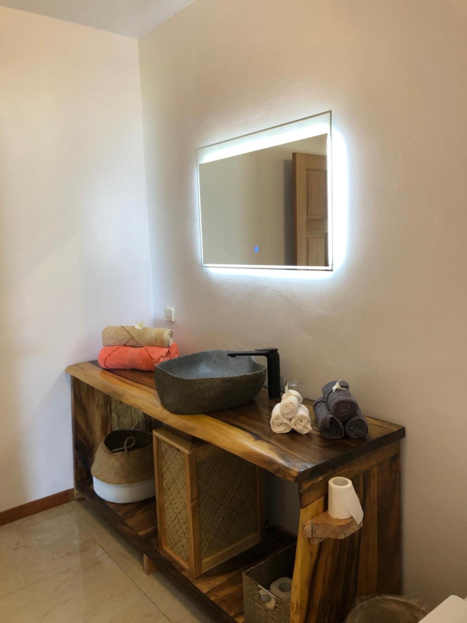 Bungalow Tiarii, Avec Acces Direct A Une Plage Privee Tevaitoa Esterno foto